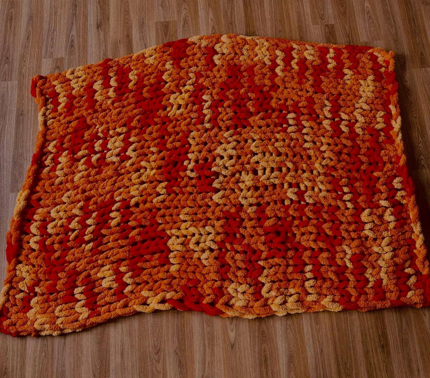 Handmade Cozy Chunky Yarn Blanket – Soft, Warm & Stylish Throw for Couch or Bed – Perfect Gift